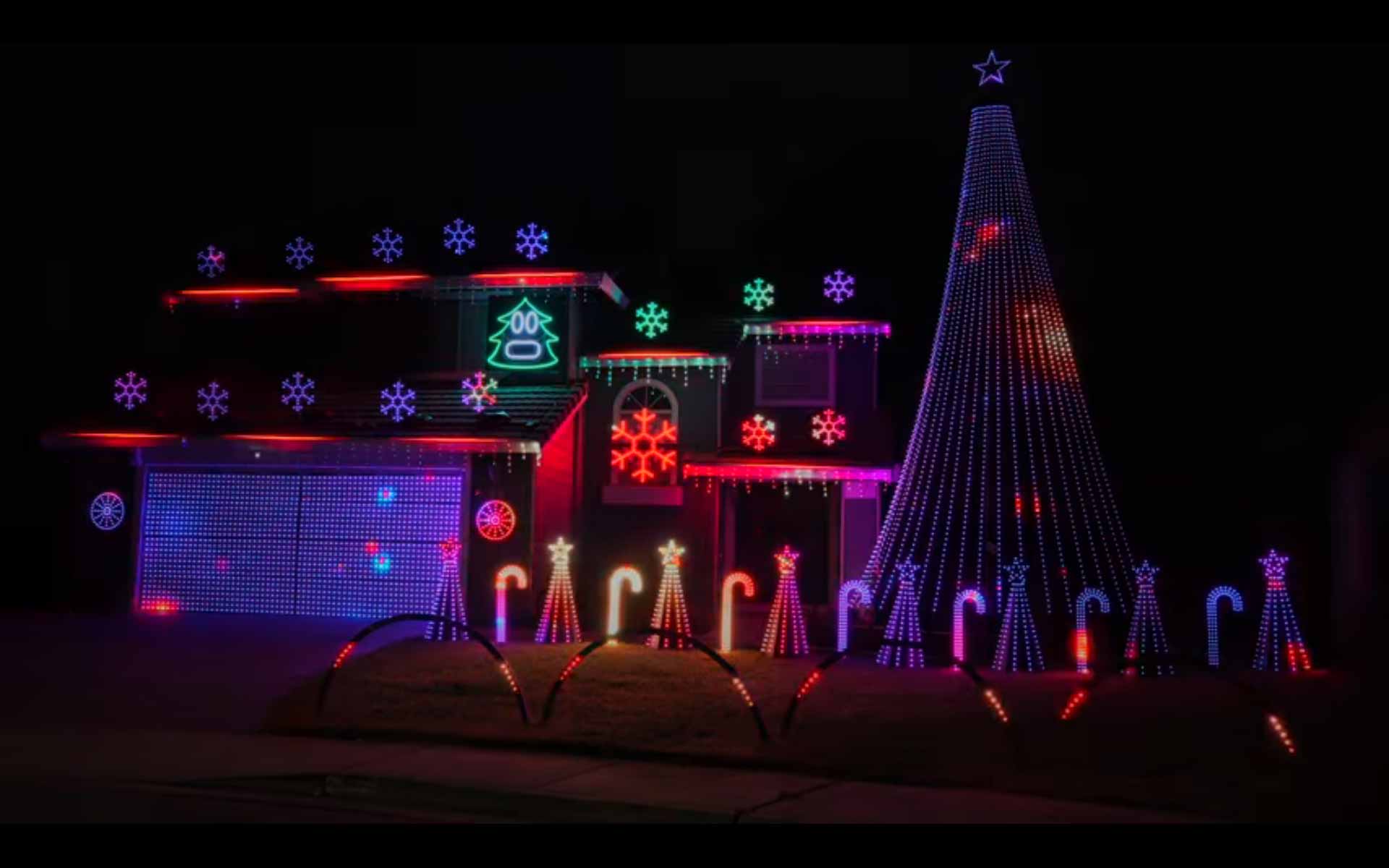 Best 2020 Christmas Light Show 'Blinding Lights'